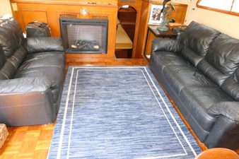 LOVE U 2 1 Salon Aft