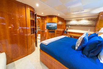 ENDLESS SUN 32 100 Azimut 1999_Tom Robertson_62