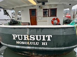 PURSUIT 26 