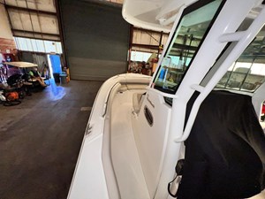 2018 Boston Whaler 280 Outrage 17 