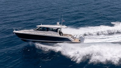 Lorax 11 2024 Tiara Yachts 48 LE