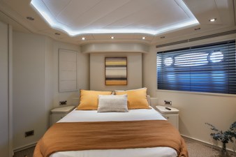 CAMARIK 31 Ferretti112-037