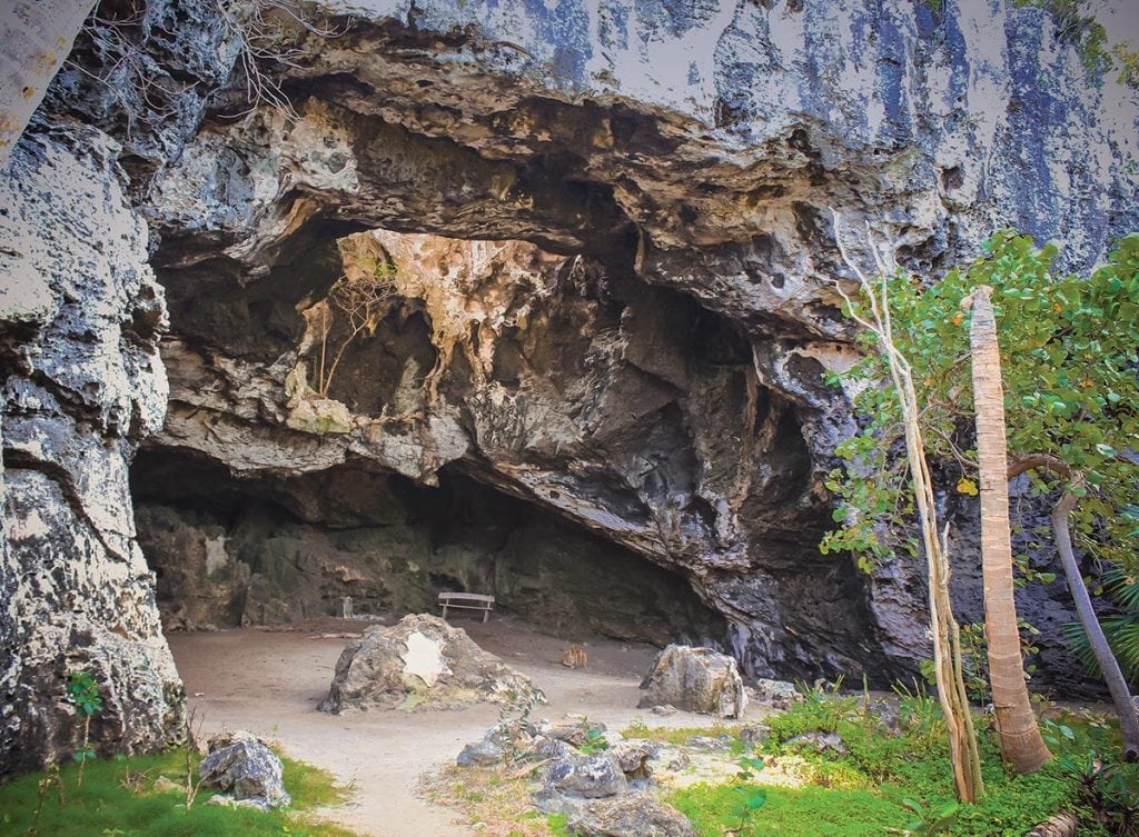 Preacher’s Cave was a shelter and place of worship for the Eleutheran Adventurers.