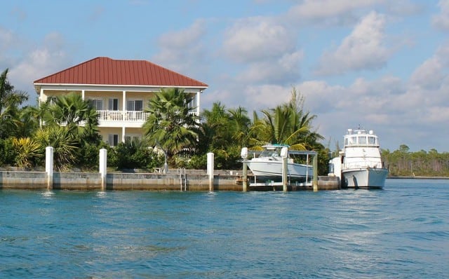 Residence-Grand-Lucayan-Waterway