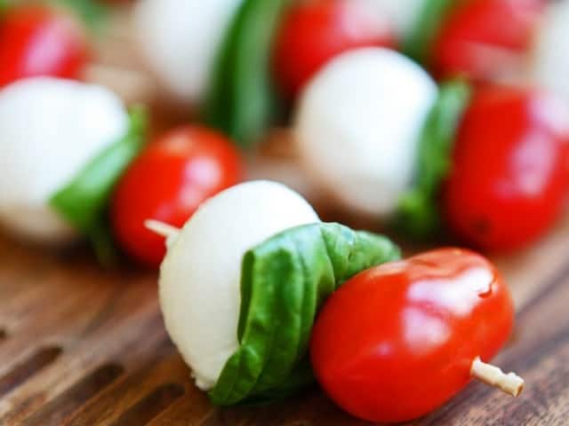 caprese bites