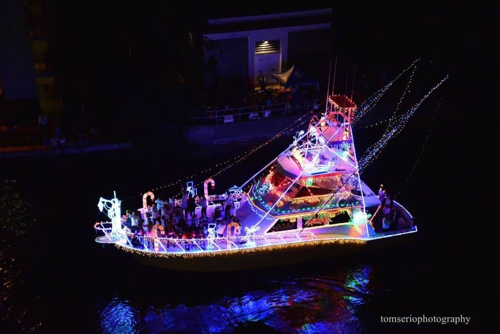 boat parades, winterfest, winterfest boat parade, boats, lights,