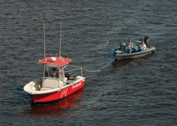 boat towing
