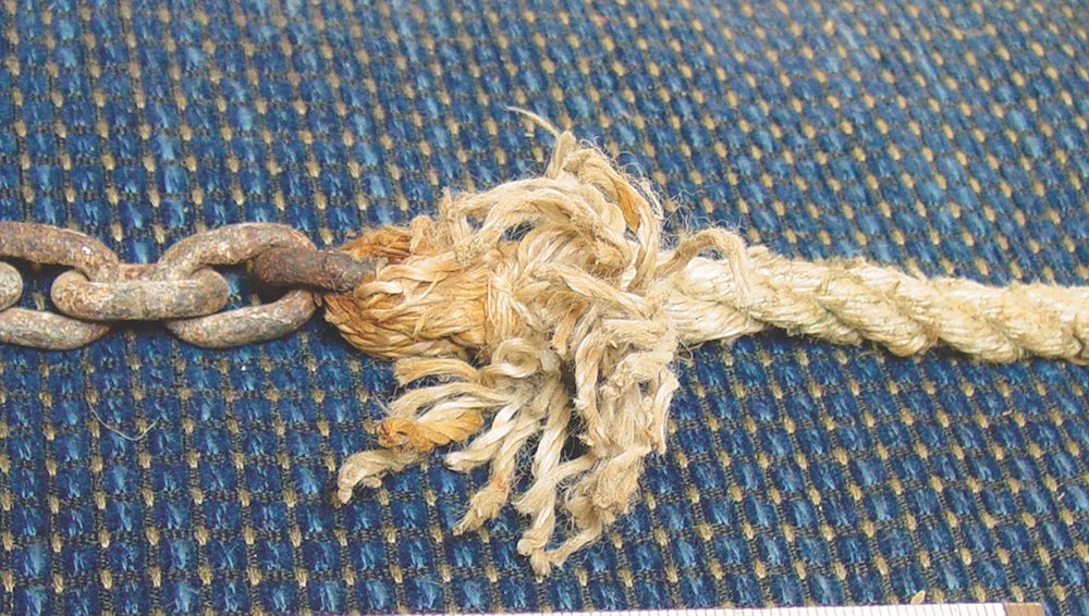 an image of a bad anchor rode splice