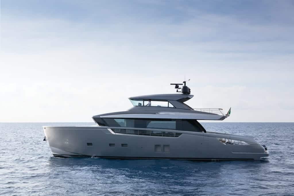 an image of the Sanlorenzo SX76 from Southern Boating