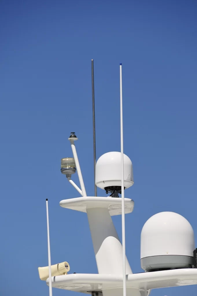 sailboat mast lightning protection