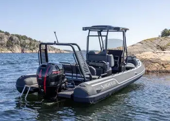 Highfield’s Sport 660 (21’ 4” LOA; 8’ 6” beam)