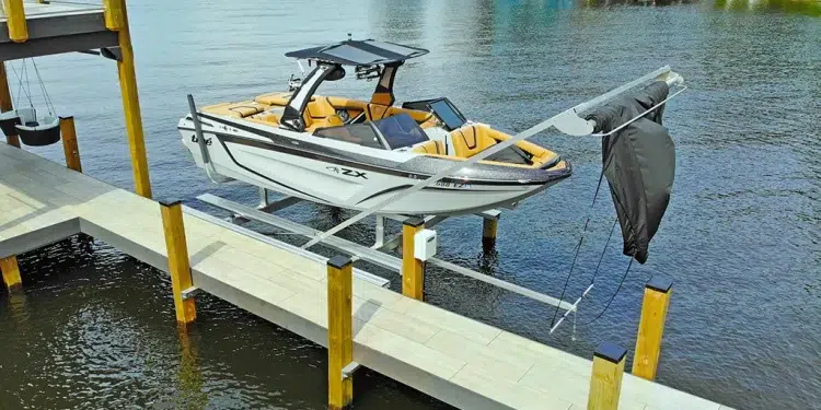 Sunstream Boat Lift