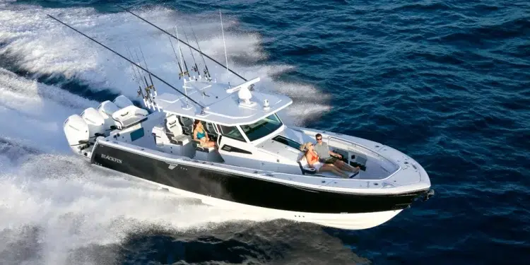 A Top-down view of the Blackfin 400CC cruising along deep blue waters