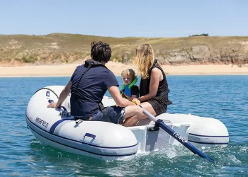 Specialized Outboard Engines Article