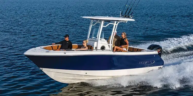 Robalo R230 Center Console