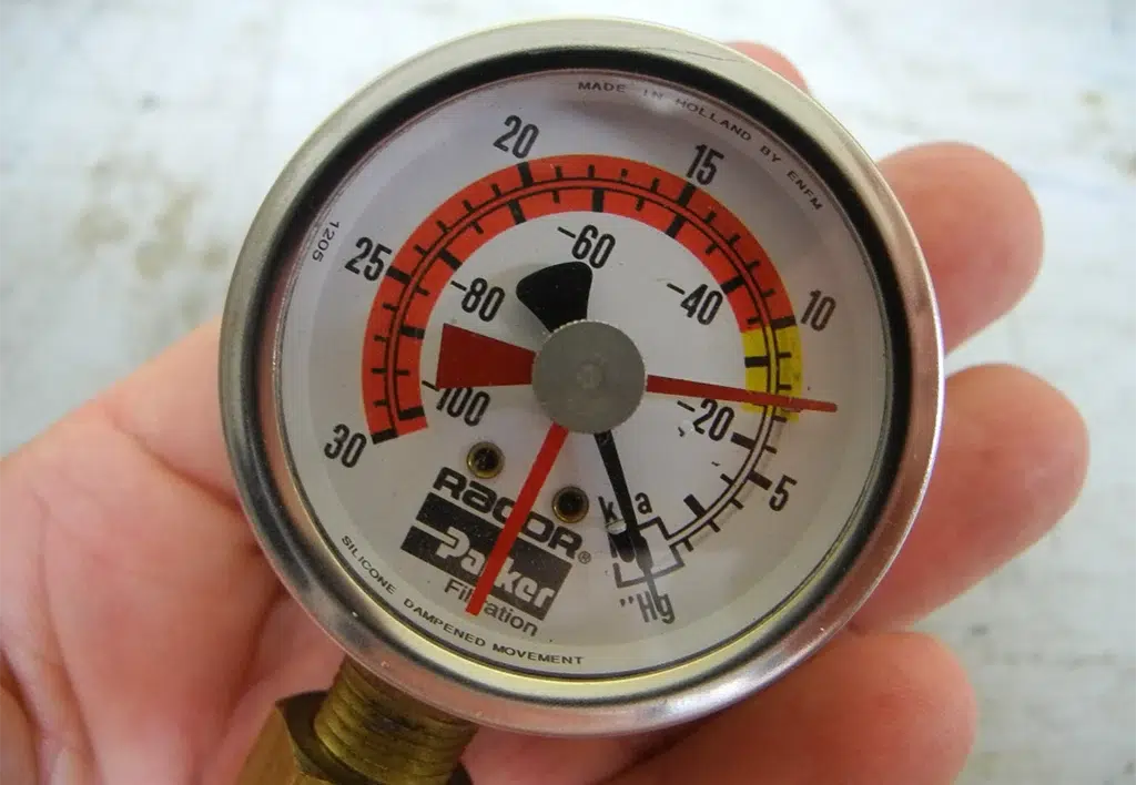 Vacuum gauge