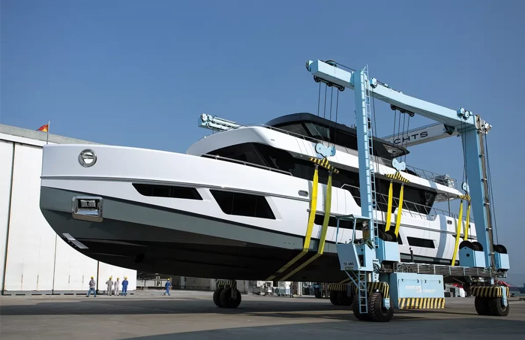 CL Yachts finishing a vessel production