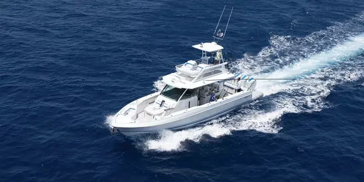 Aerial view of the Formula 457 Center Console Fishing (CCF) running across deep blue waters