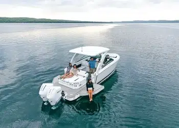 Four Winns H9 anchored showing its enhanced swim platform