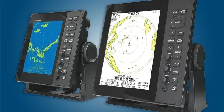 Marine Radar Guide Article feature image of two radar displays