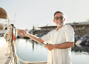 Boating etiquette and safety