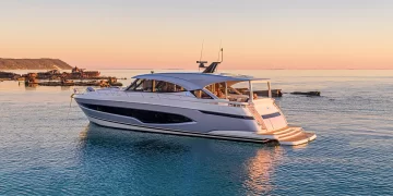 Riviera 6800 Sport Yacht Platinum Edition