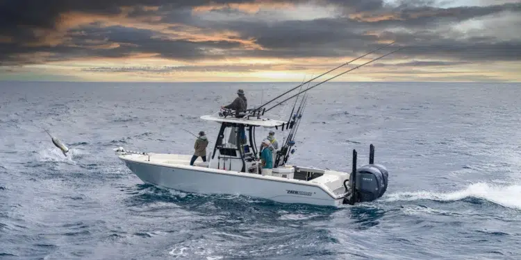 Pathfinder 2800 Hybrid Sets New Standard for Bay Boats with Offshore Capability