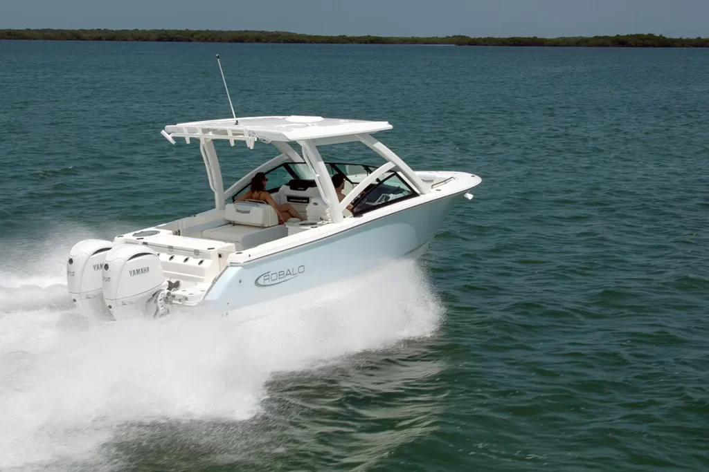 Robalo Boats R257