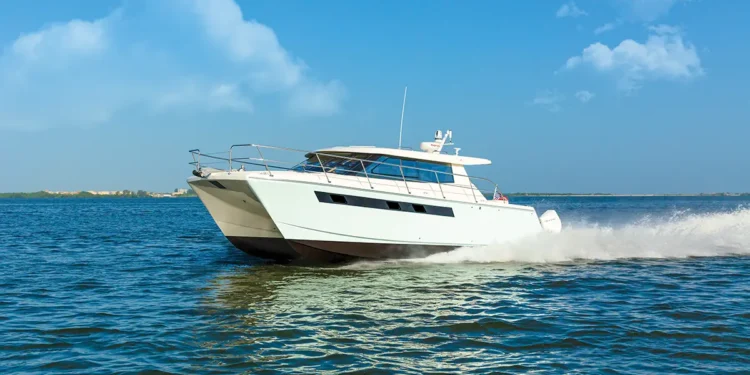ArrowCat 420 Power Catamaran running across water