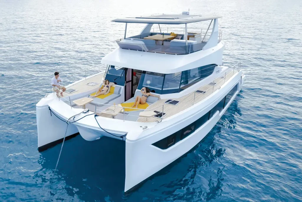Aventura 14 Flybridge