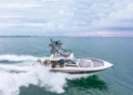 Center Console Boat turning while running on water