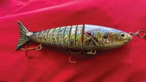 fishing lure to attract mahi mahi, wahoo, and billfish