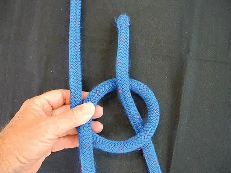 Bow line step 2