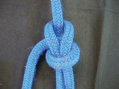 Bow line step 4