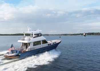 Hunt Yachts Ocean 56