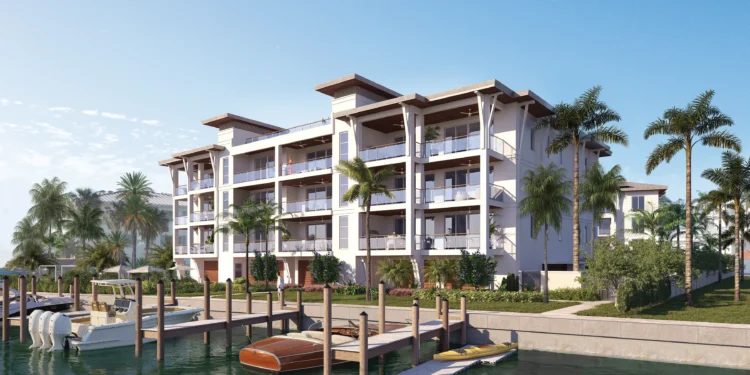 A Rare Bay-to-Gulf Opportunity Makes Its Debut in Naples