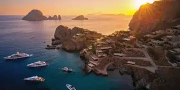 Any Way the Wind Blows: A Complete Guide to Year-Round Cruising