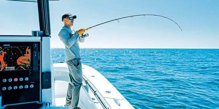 How Simrad AutoTrack Radar Improves Collision Avoidance at Sea