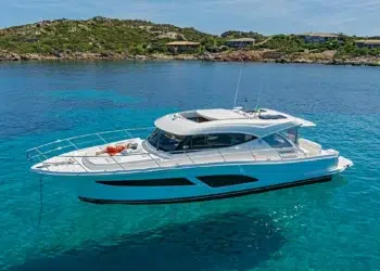 Smart-Size Yachts: The Best Boats Under 50 Feet for 2026