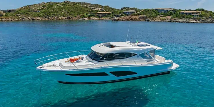 Smart-Size Yachts: The Best Boats Under 50 Feet for 2026