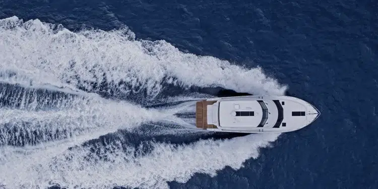 Maritimo M50 underway offshore