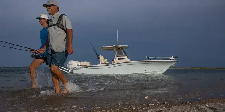 Grady-White 281 CE with fisherman