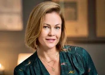 Jessica Graves poses for a professional portrait